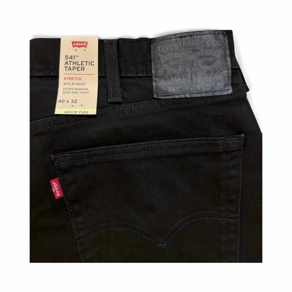 Levi's Men's 541™ Black Athletic Taper Stretch Jeans Size 40 x 32